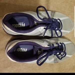Purple gray  nike excellerate size 7.5